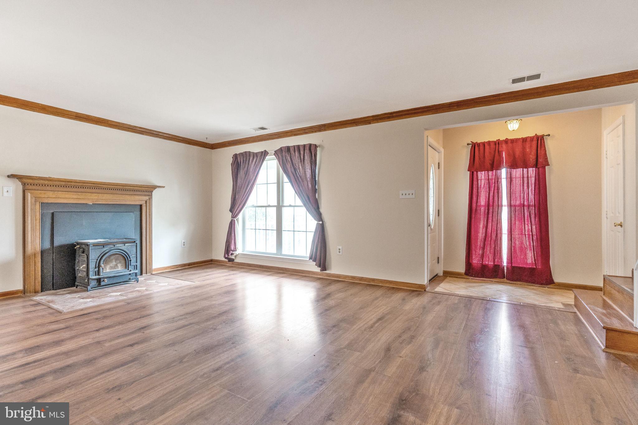 ST CHARLES HUNTINGTON - Residential Lease