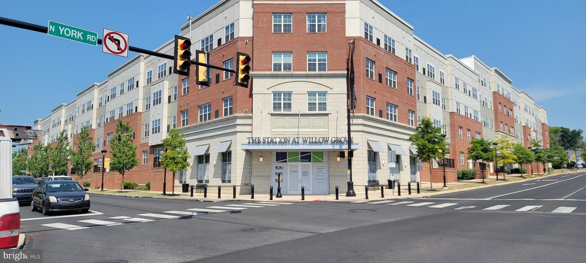 WILLOW GROVE - Commercial Sale