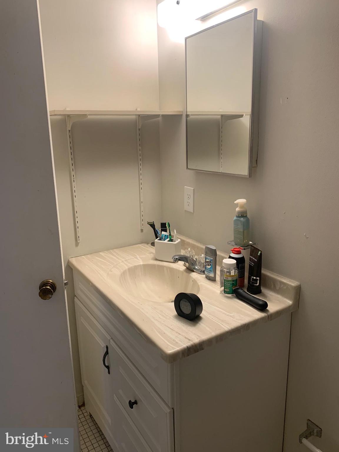 COUNTRY CLUB GREEN - Residential