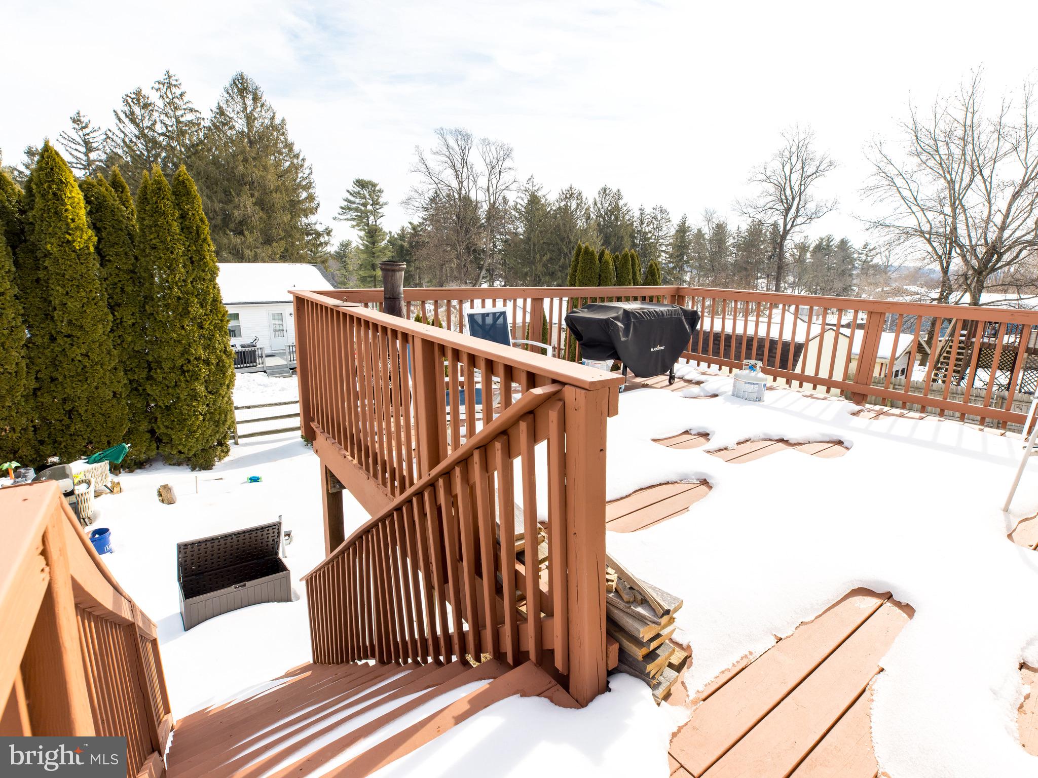 CHRISTMAS TREE PARK - Residential