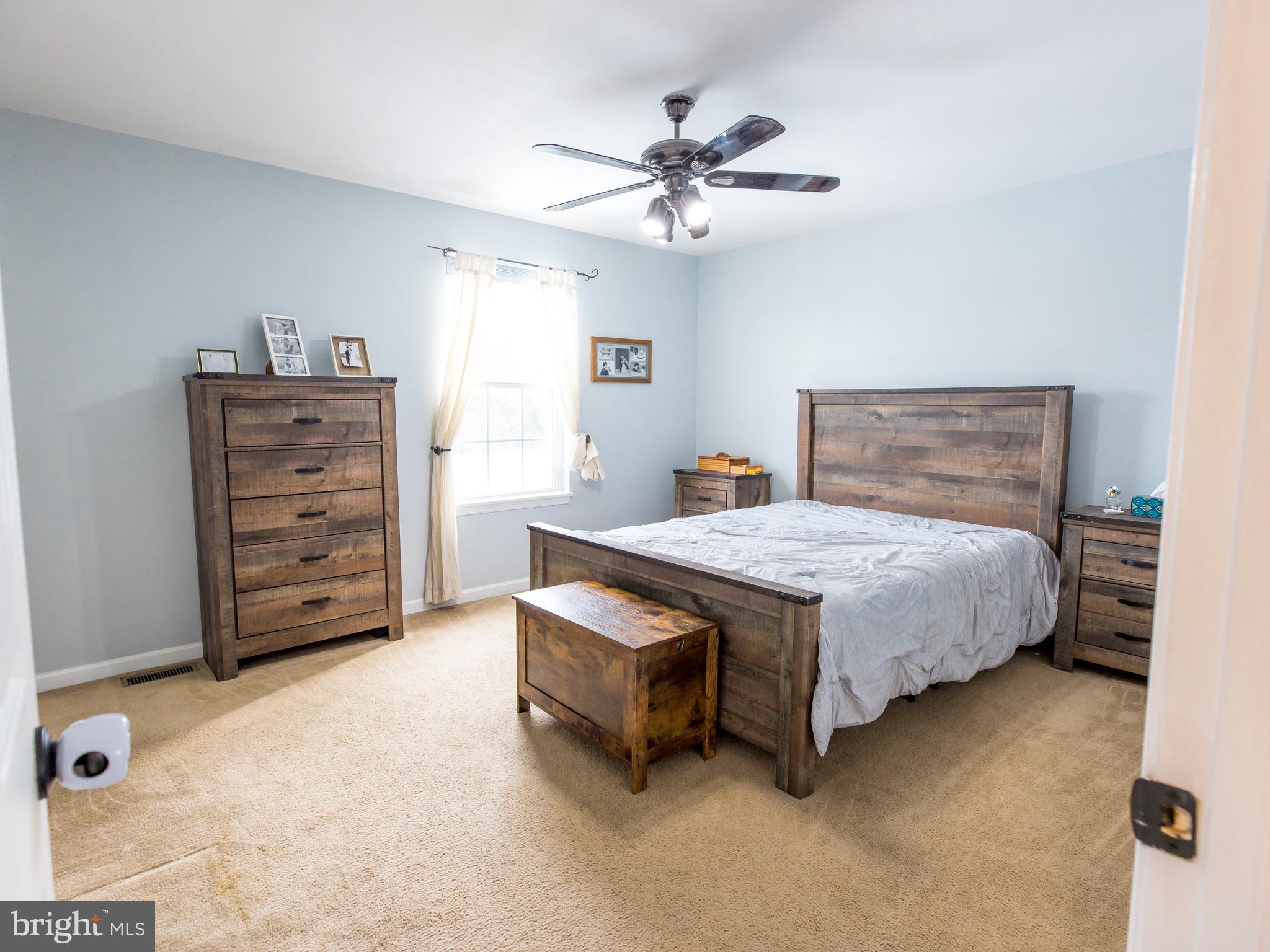 CHRISTMAS TREE PARK - Residential