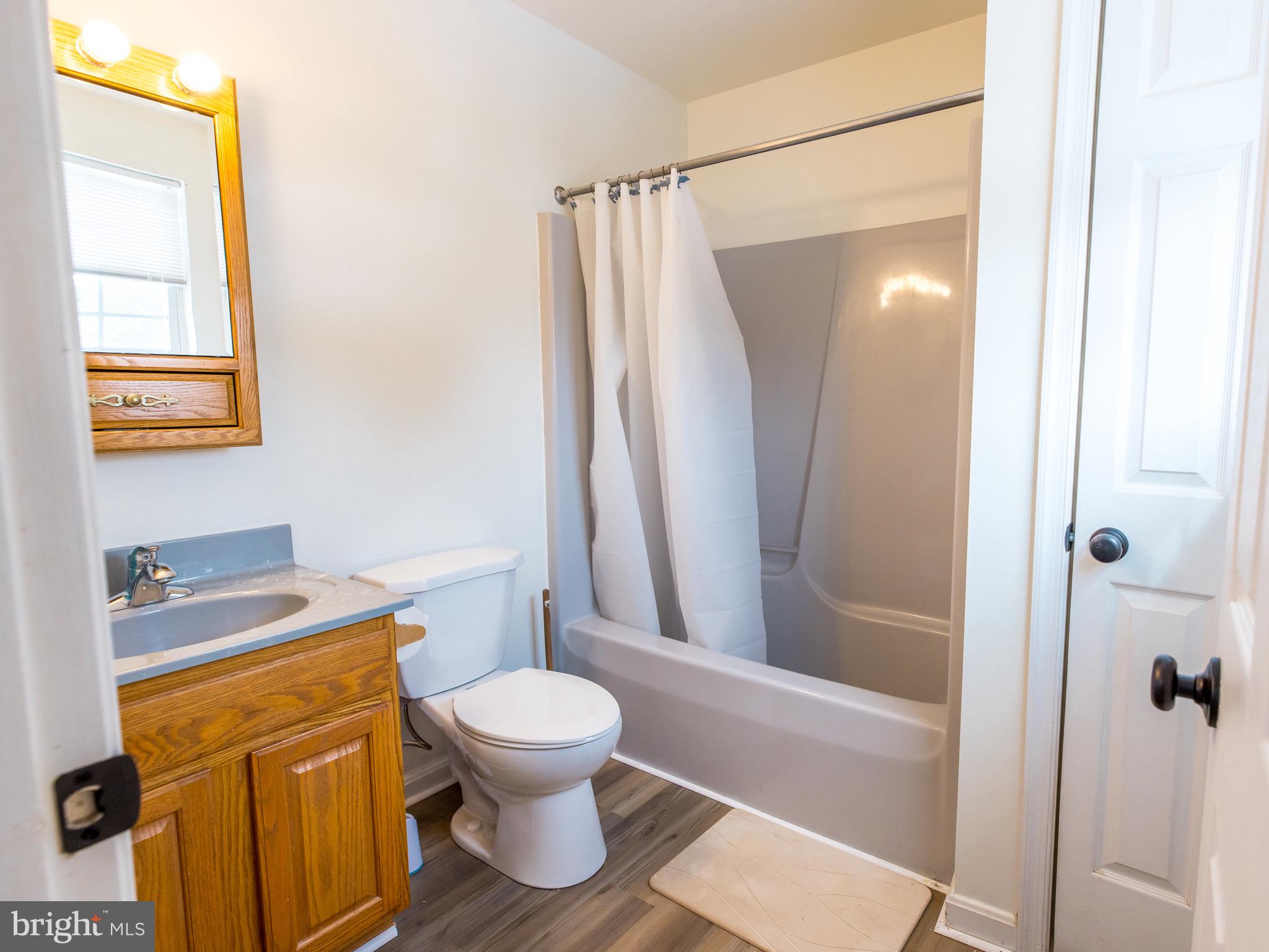 CHRISTMAS TREE PARK - Residential