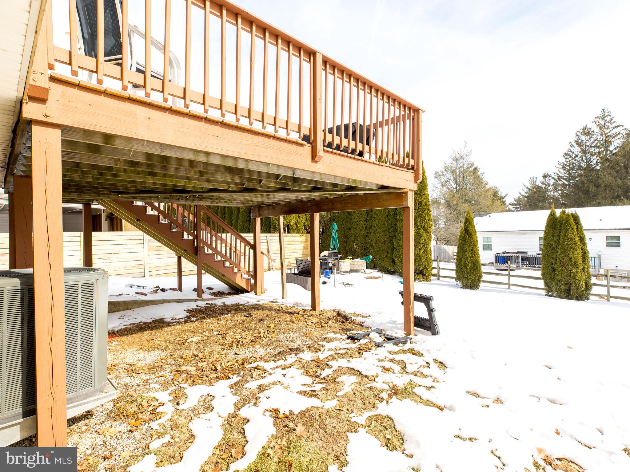 CHRISTMAS TREE PARK - Residential