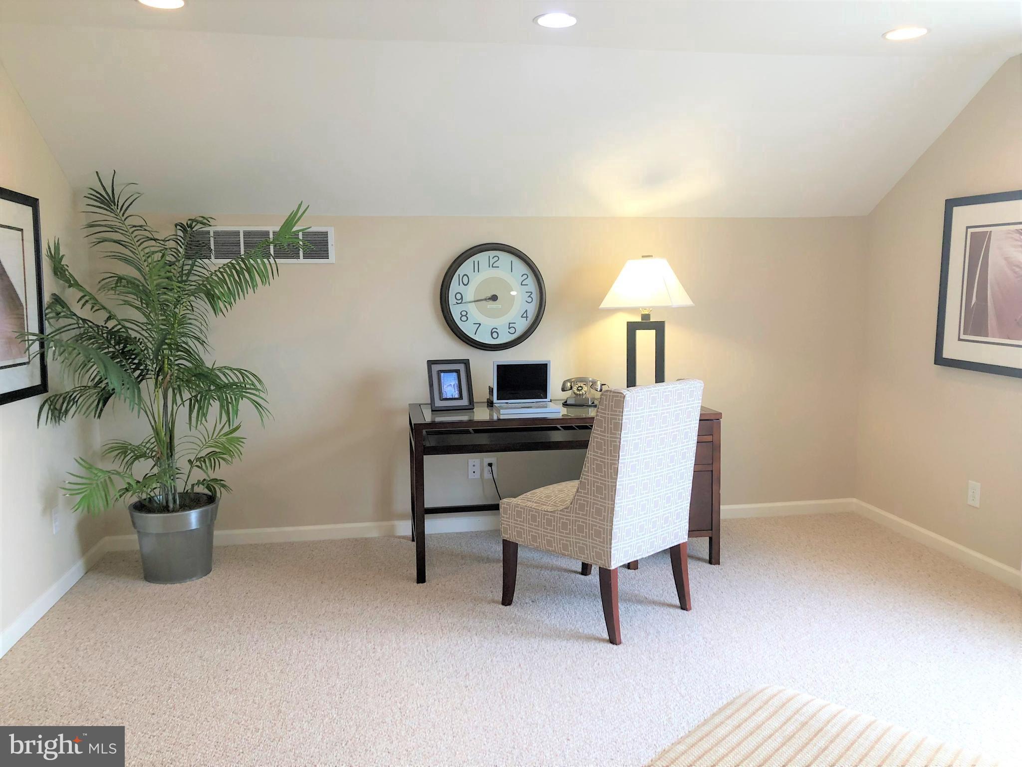 VILLAGE OF EASTRIDGE - Residential