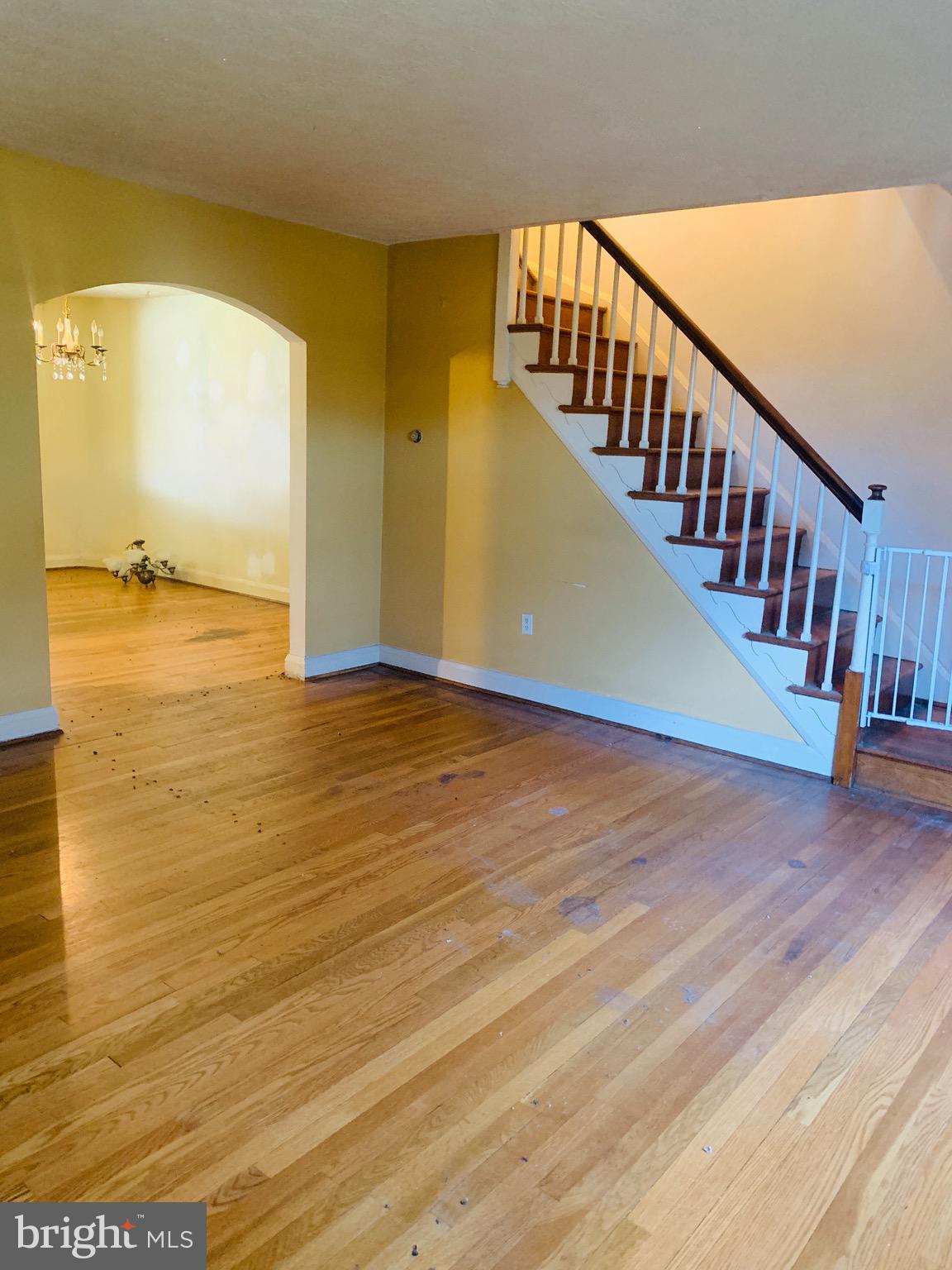 LAKEWOOD APARTMENTS - Residential