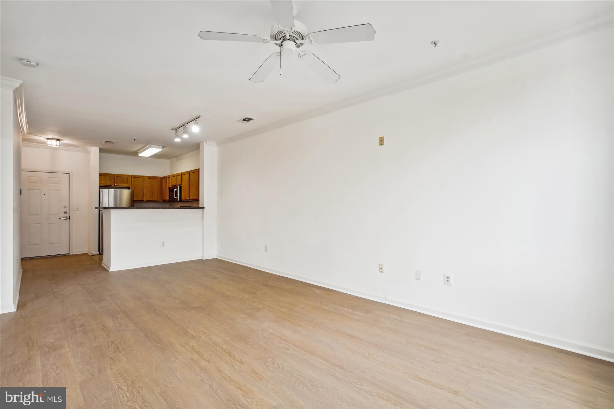 SAVOY AT RESTON TOWN CENTER - Residential Lease