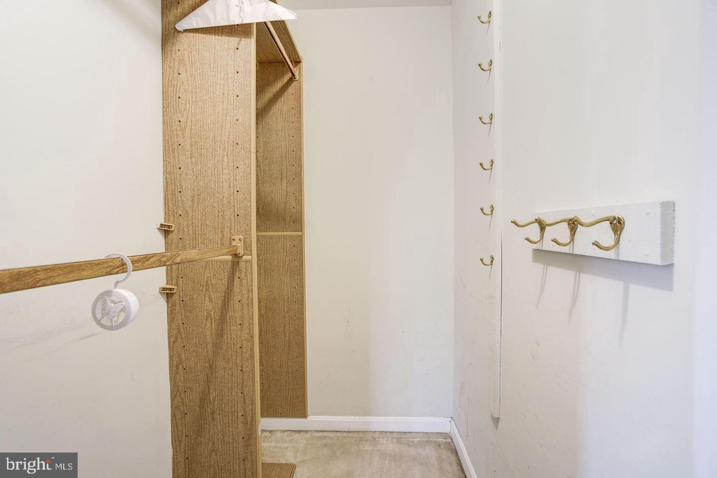 COLONIAL VILLAGE - Residential Lease