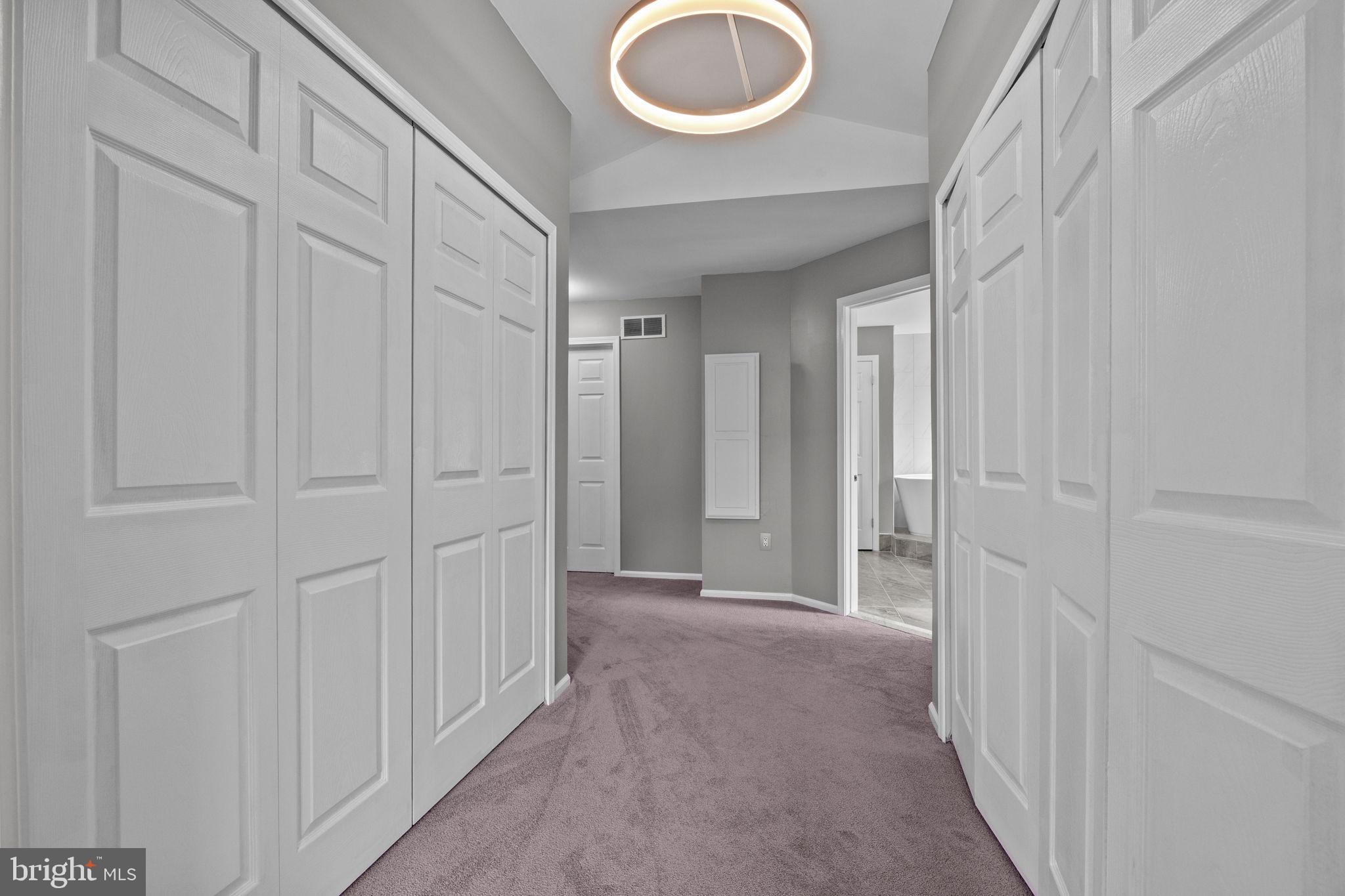 LONGSHORE ESTS - Residential