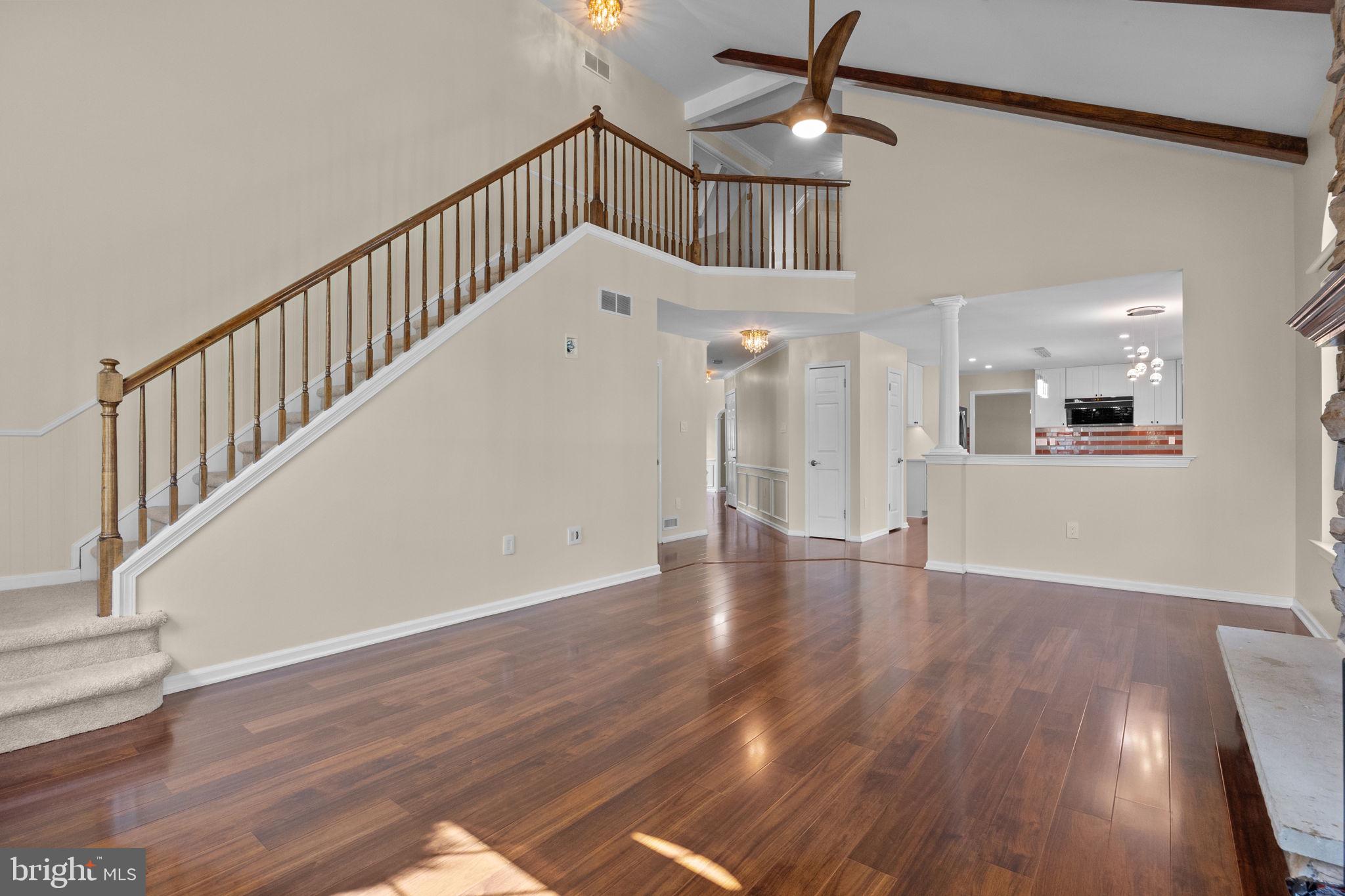 LONGSHORE ESTS - Residential