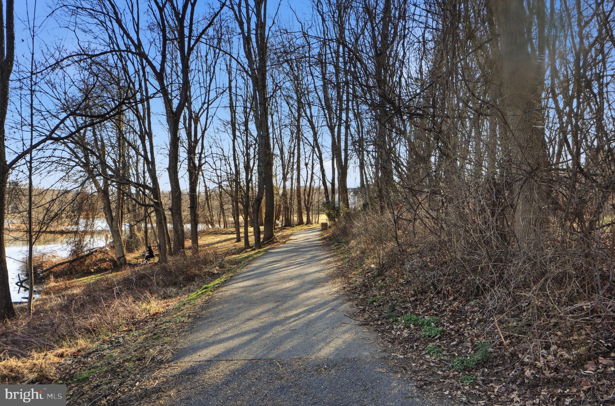 GUNNERS LAKE VILLAGE - Residential