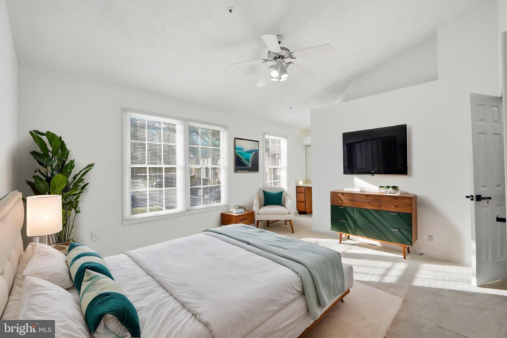 GUNNERS LAKE VILLAGE - Residential