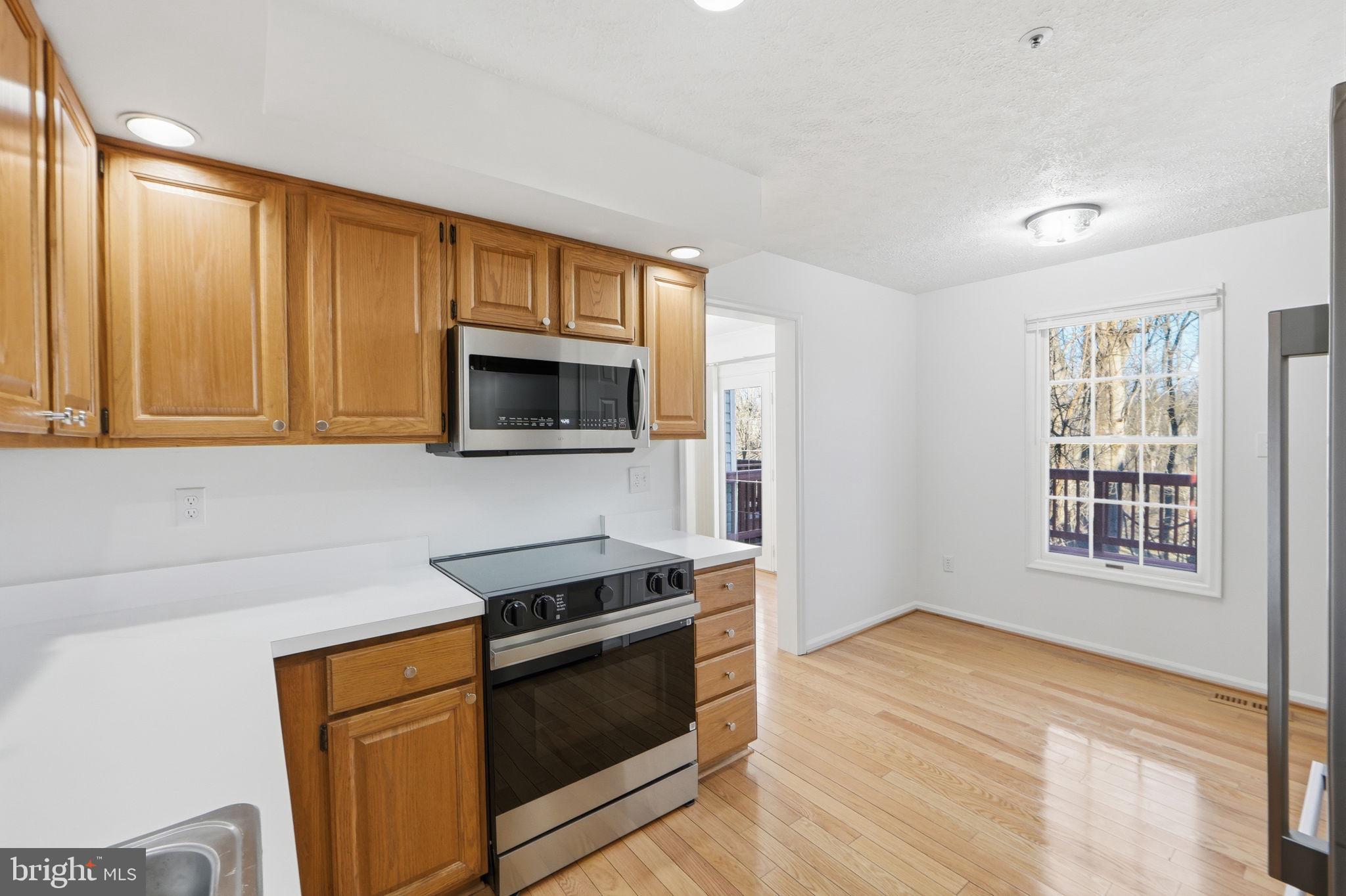 GUNNERS LAKE VILLAGE - Residential