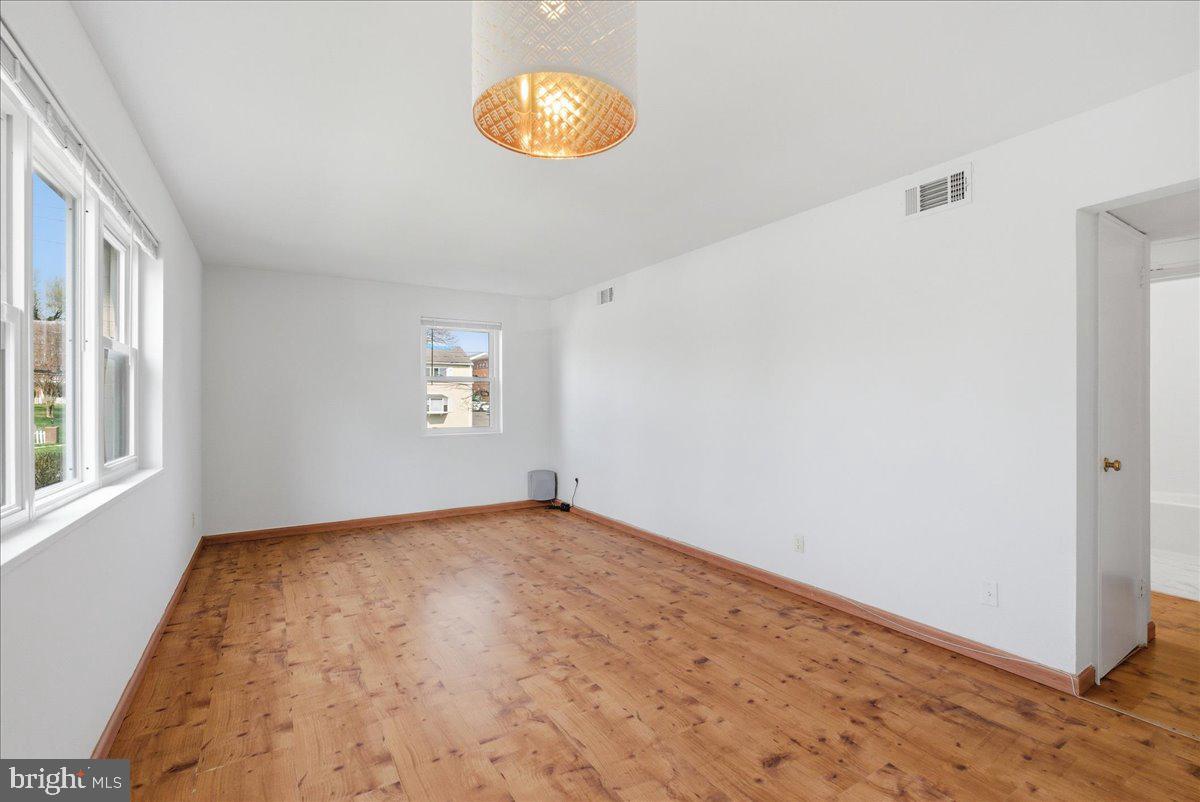 HOLLYBROOKE - Residential