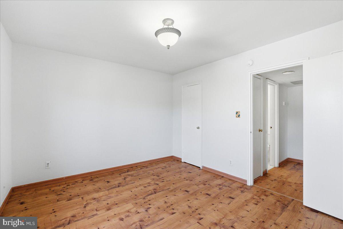 HOLLYBROOKE - Residential