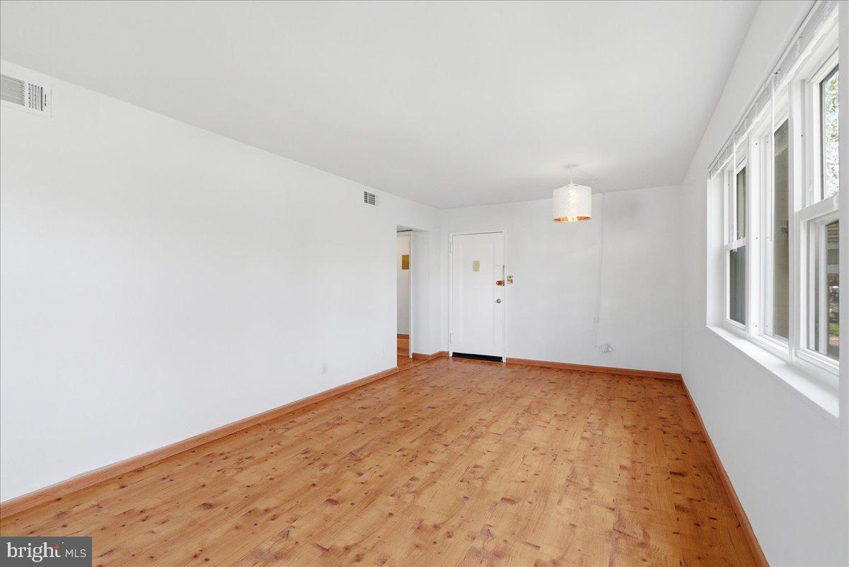 HOLLYBROOKE - Residential