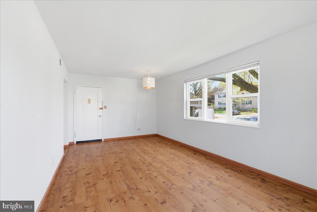 HOLLYBROOKE - Residential