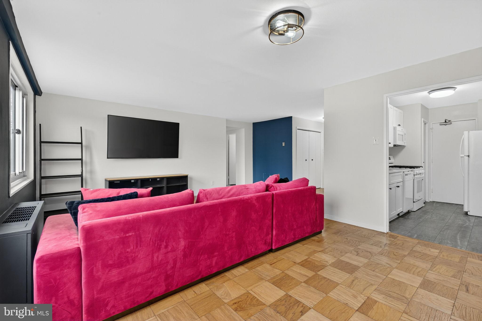 WOODSIDE KNOLLS - Residential Lease