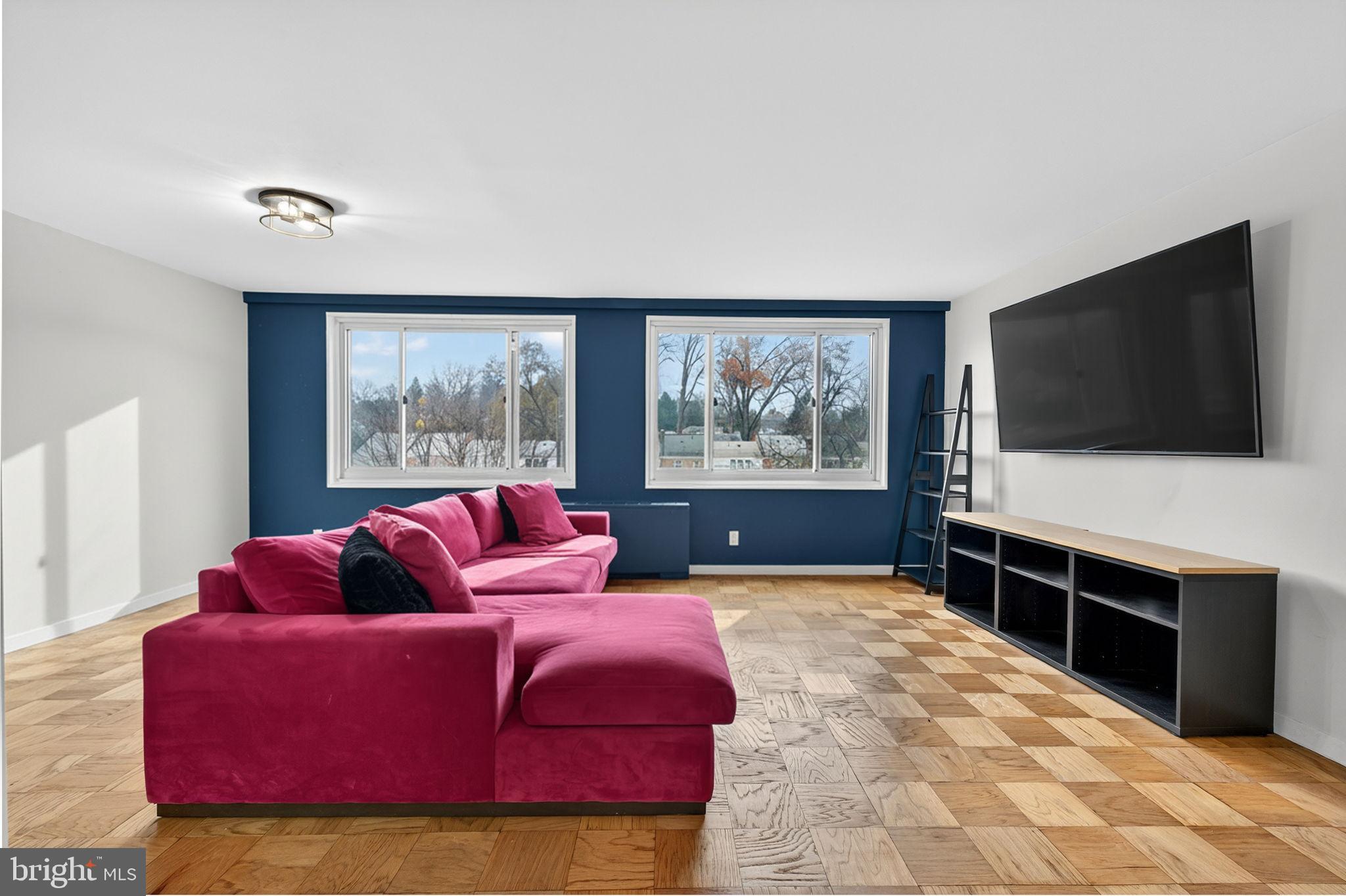 WOODSIDE KNOLLS - Residential Lease