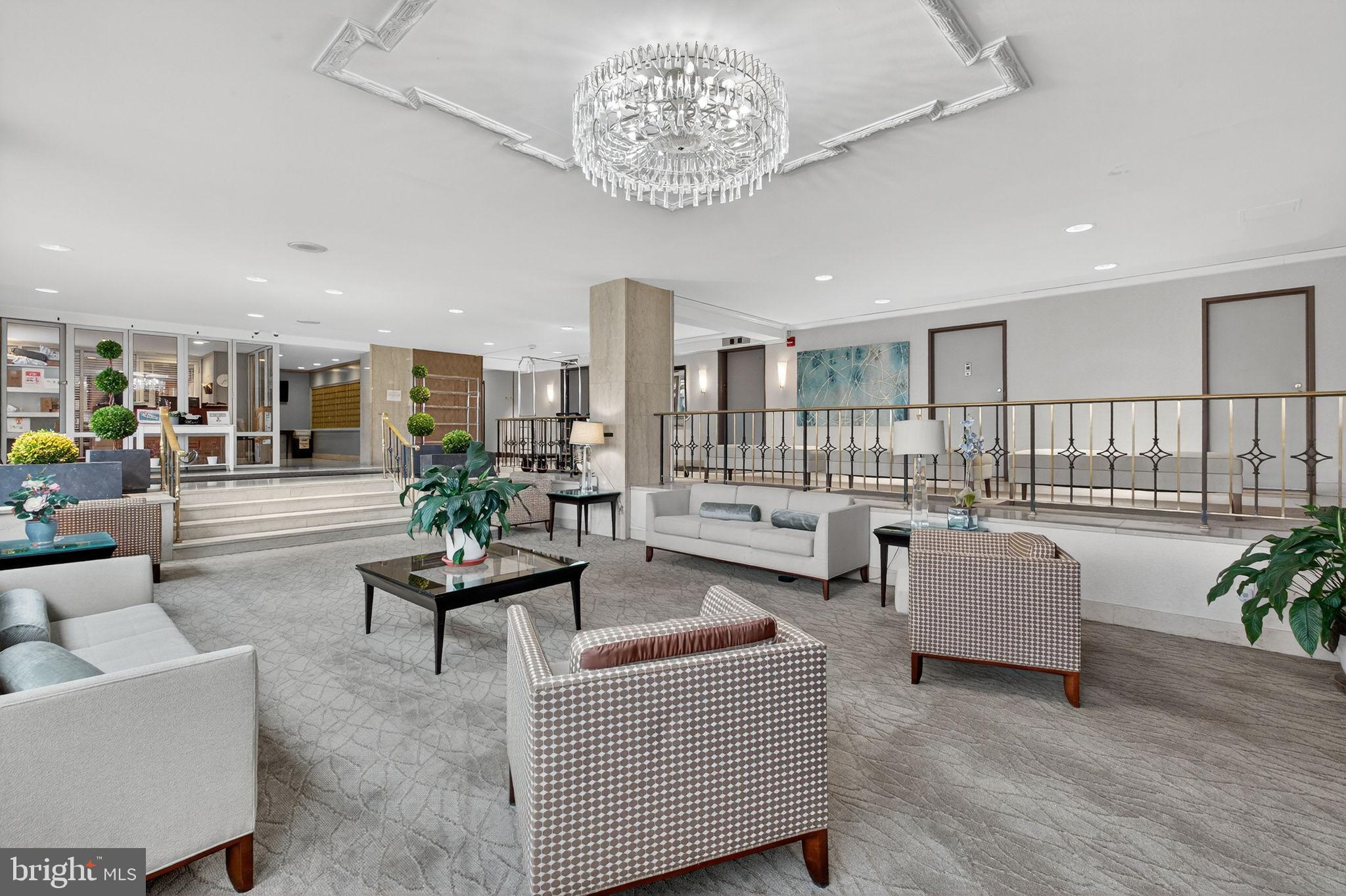 1900 LYTTONSVILLE ROAD 618