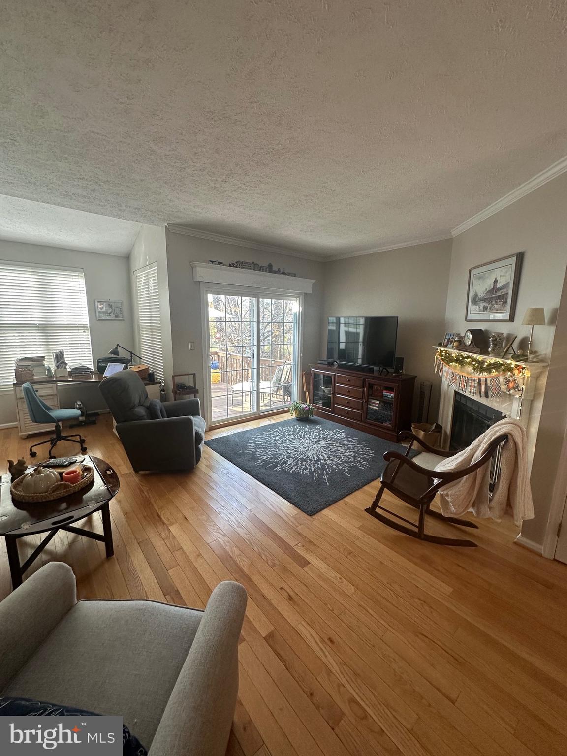 NORTH POINTE - Residential