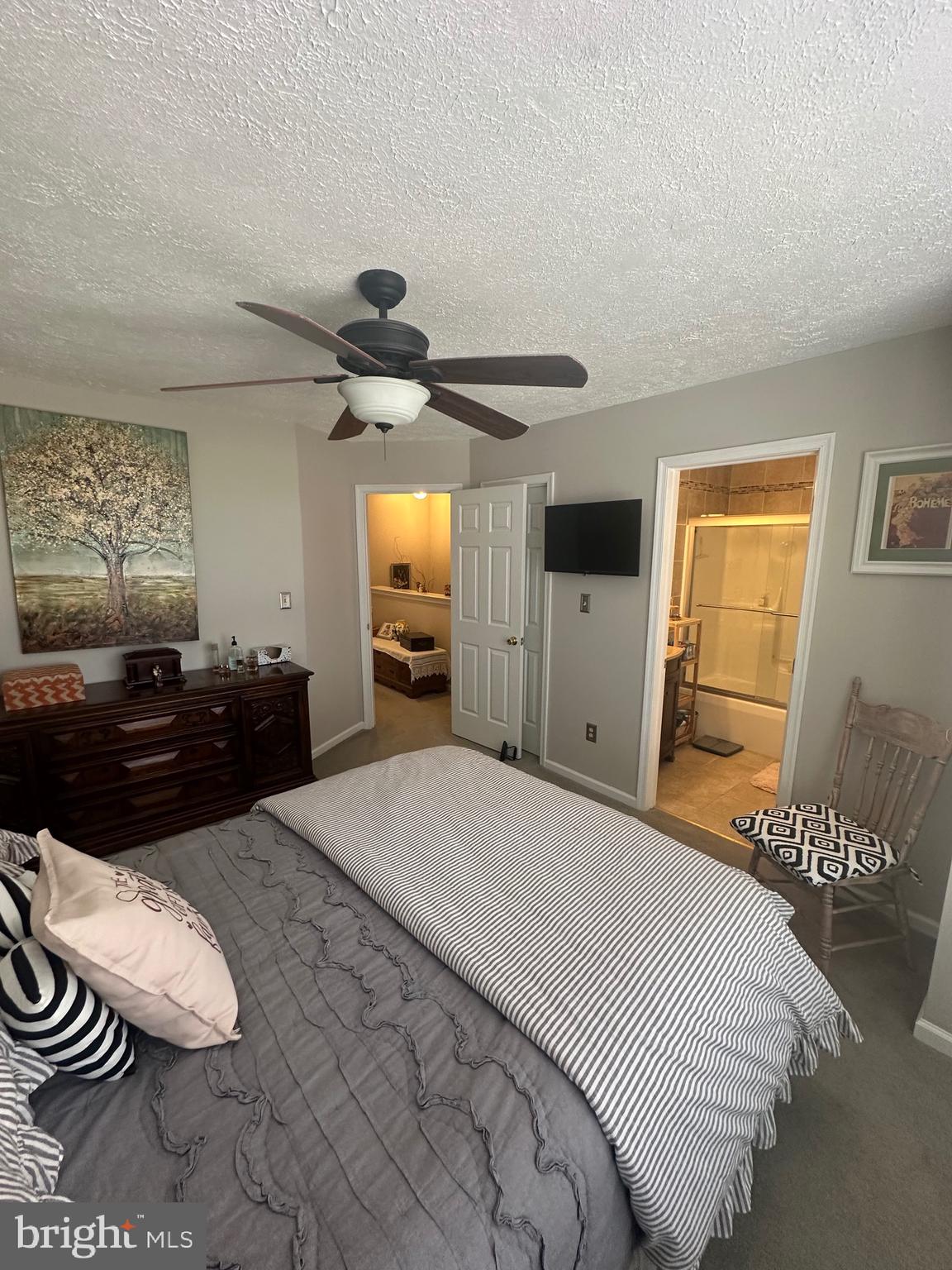 NORTH POINTE - Residential