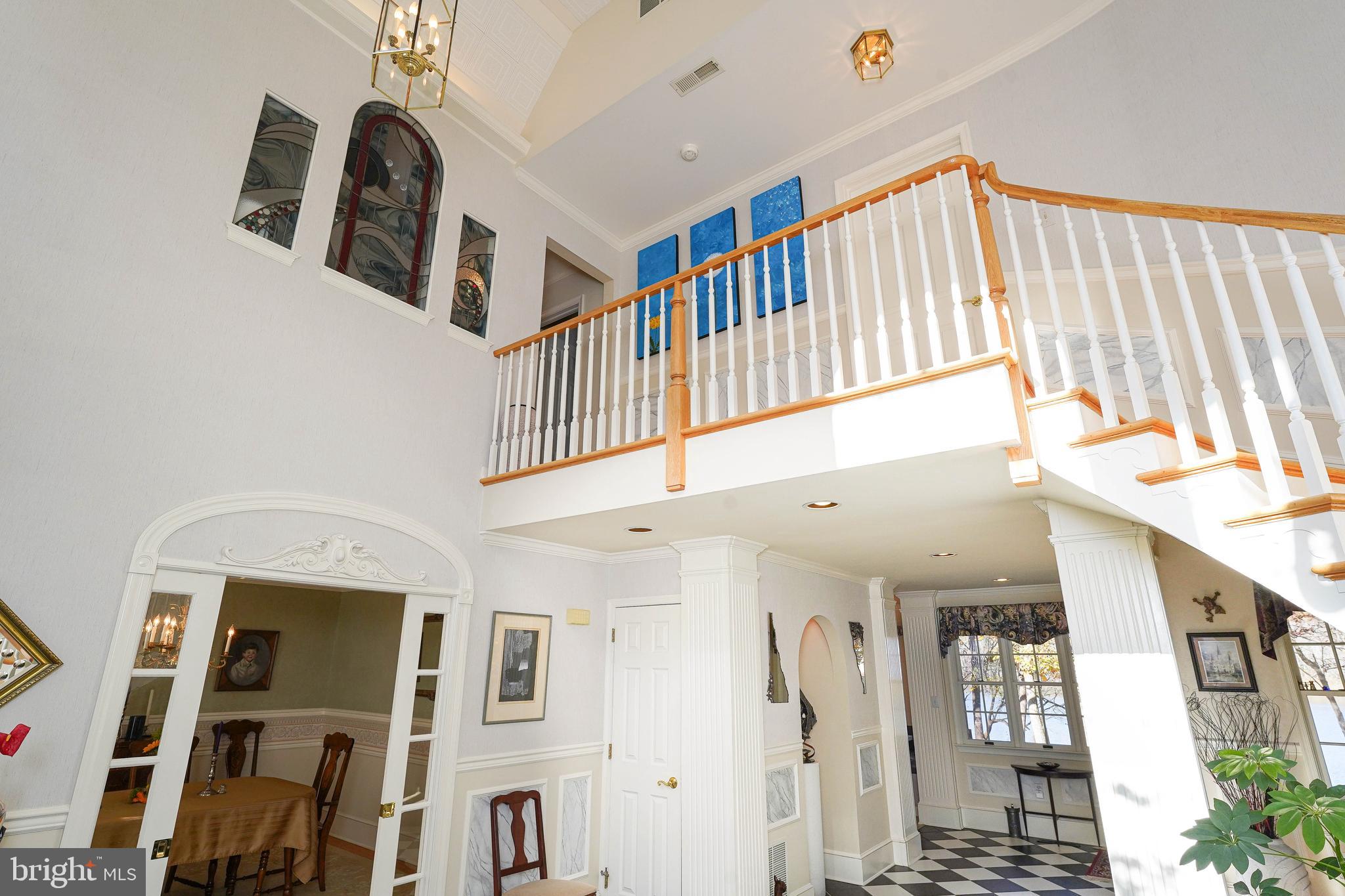 HOLLY SHORES - Residential