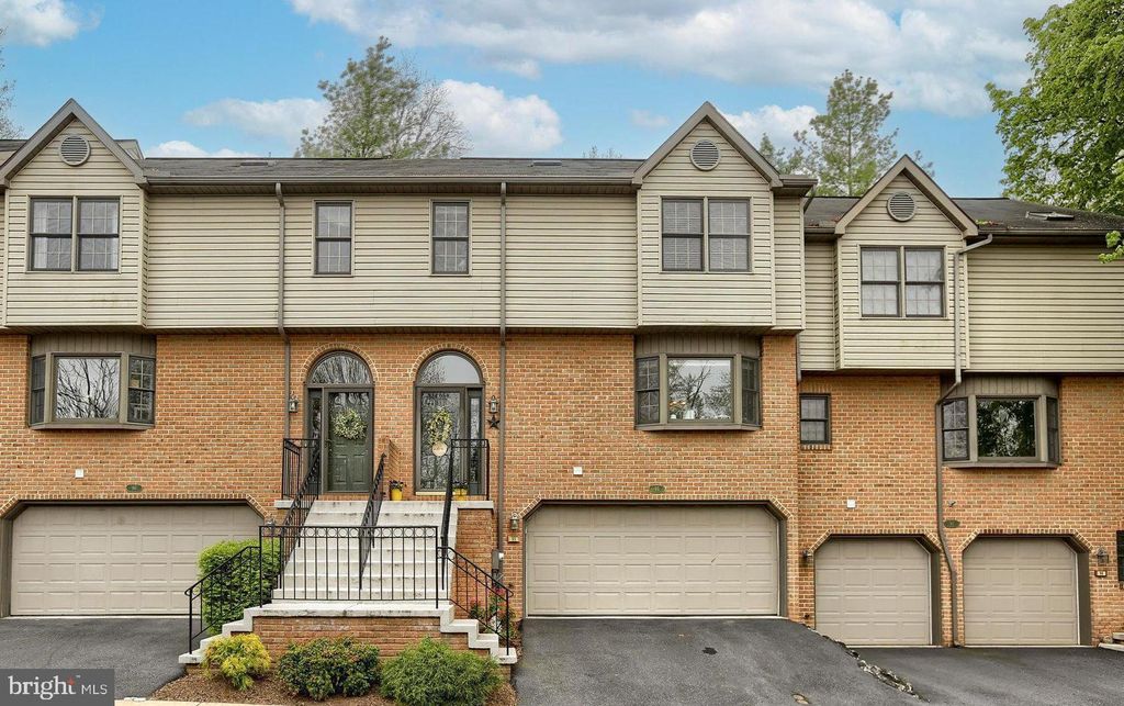 Photo of 95 River Bend Park, Lancaster, PA 17602 (MLS # PALA2050076)