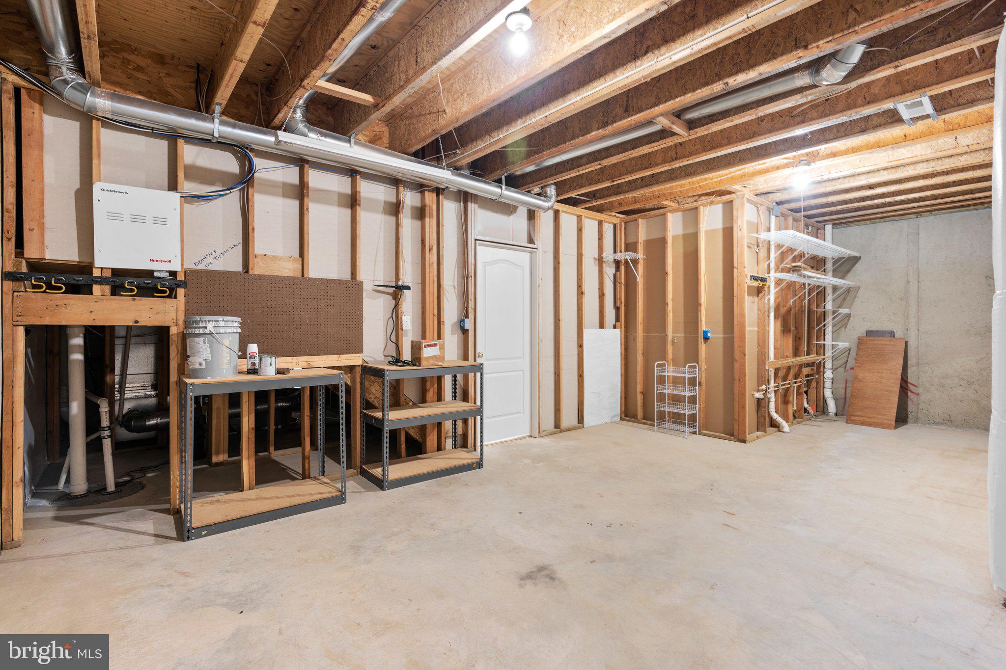 BELMONT COUNTRY CLUB - Residential