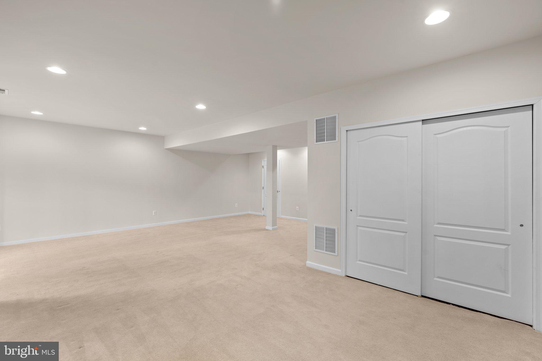 BELMONT COUNTRY CLUB - Residential