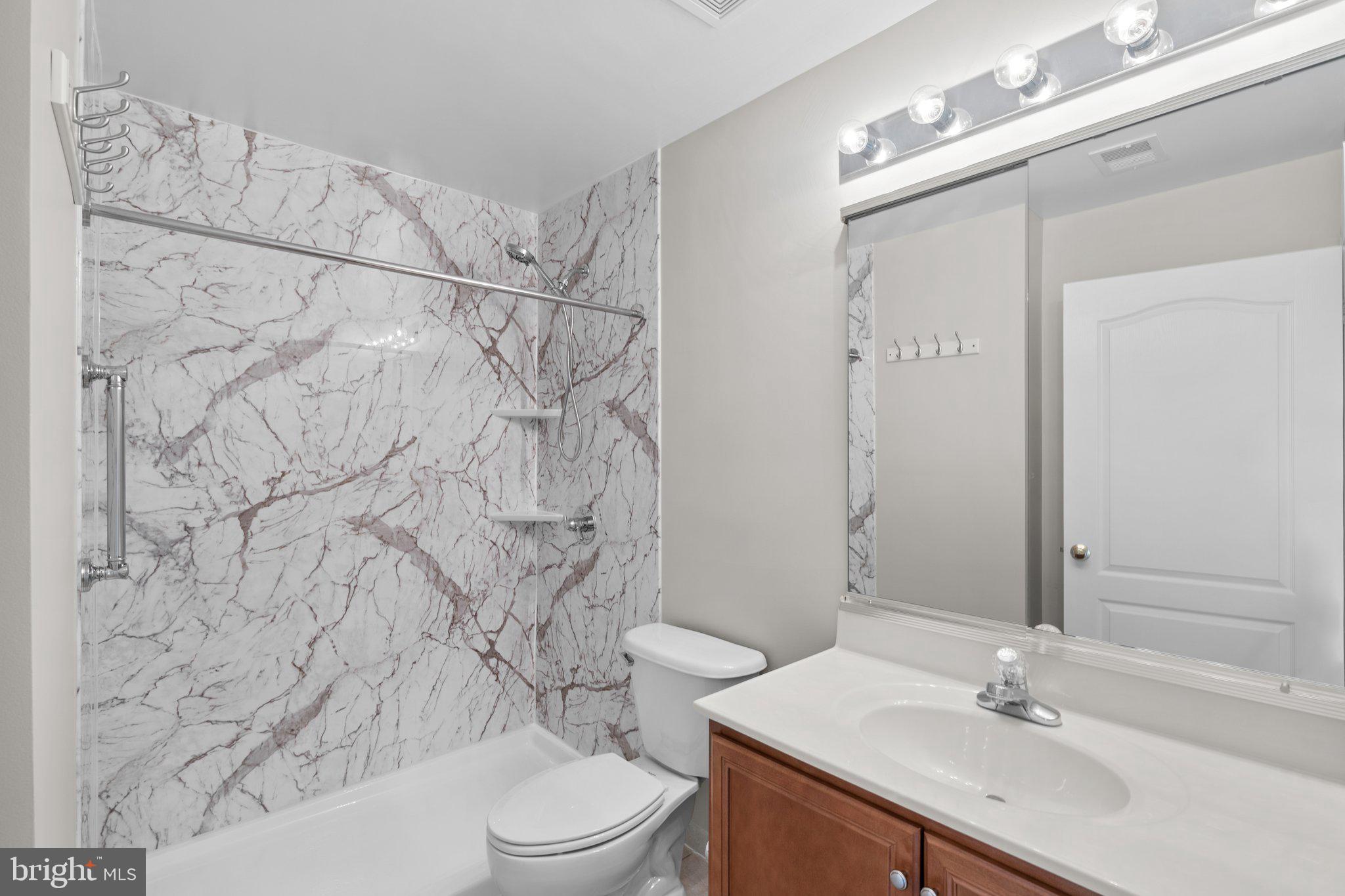 BELMONT COUNTRY CLUB - Residential