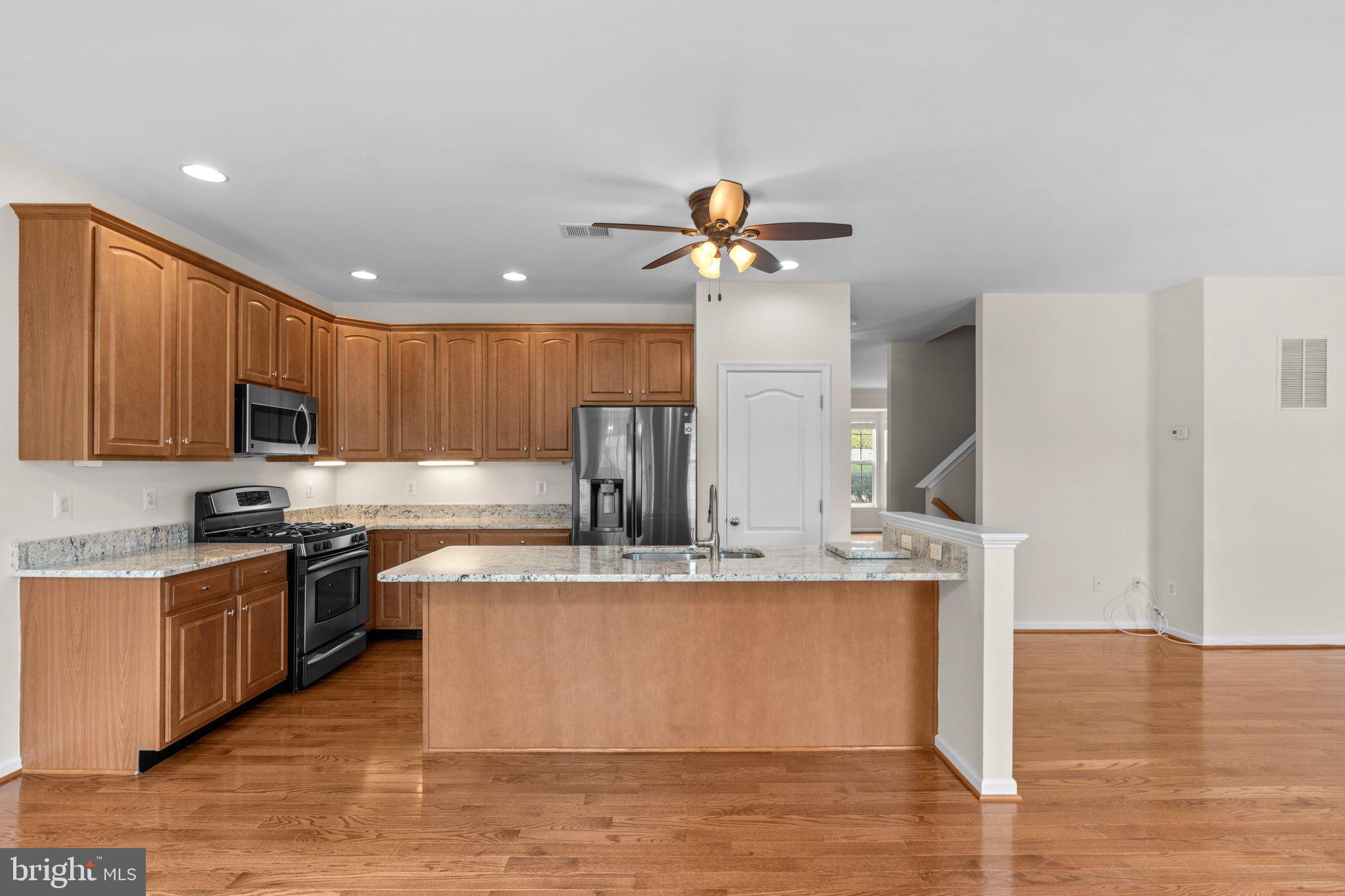 BELMONT COUNTRY CLUB - Residential