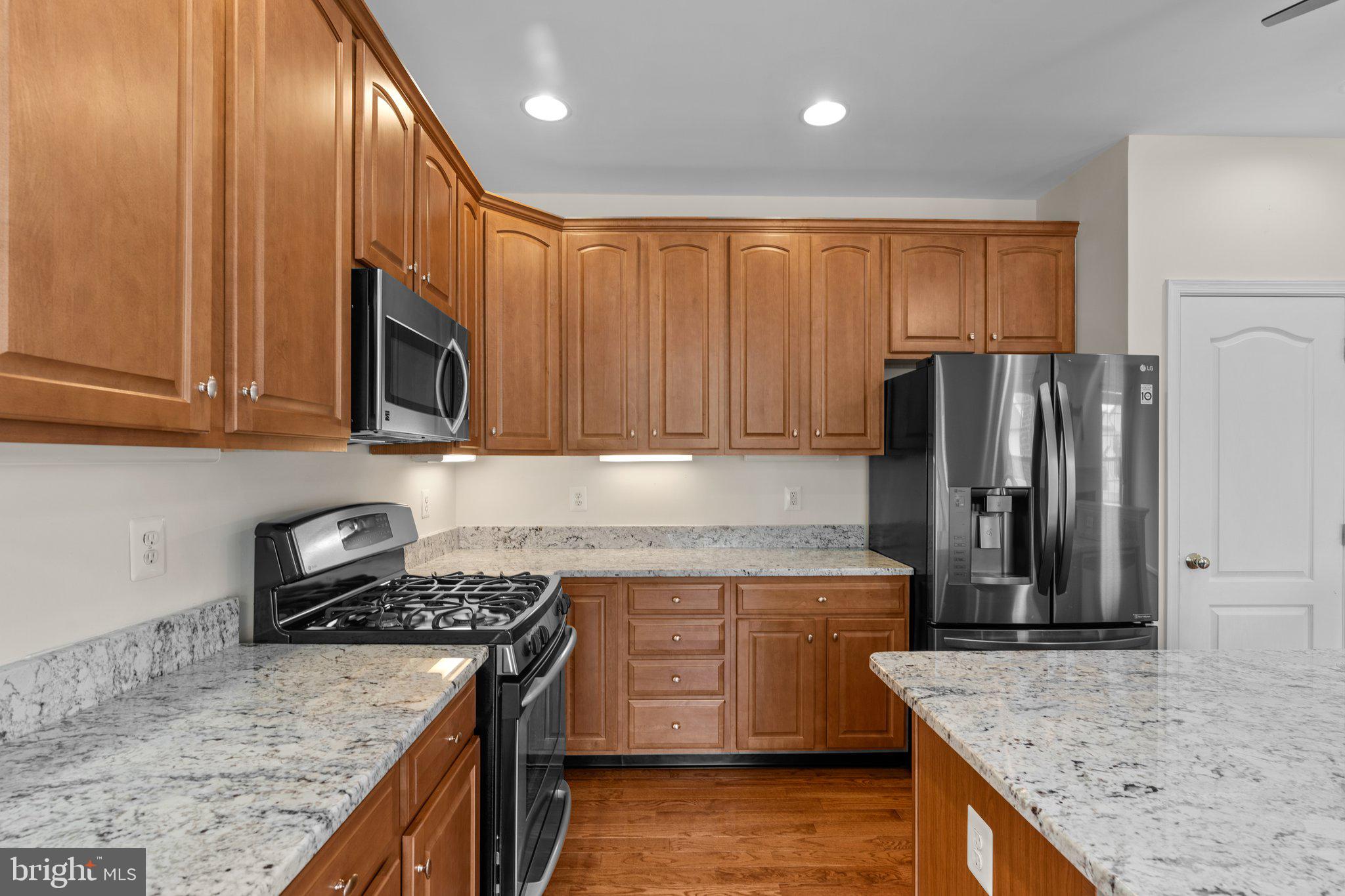 BELMONT COUNTRY CLUB - Residential