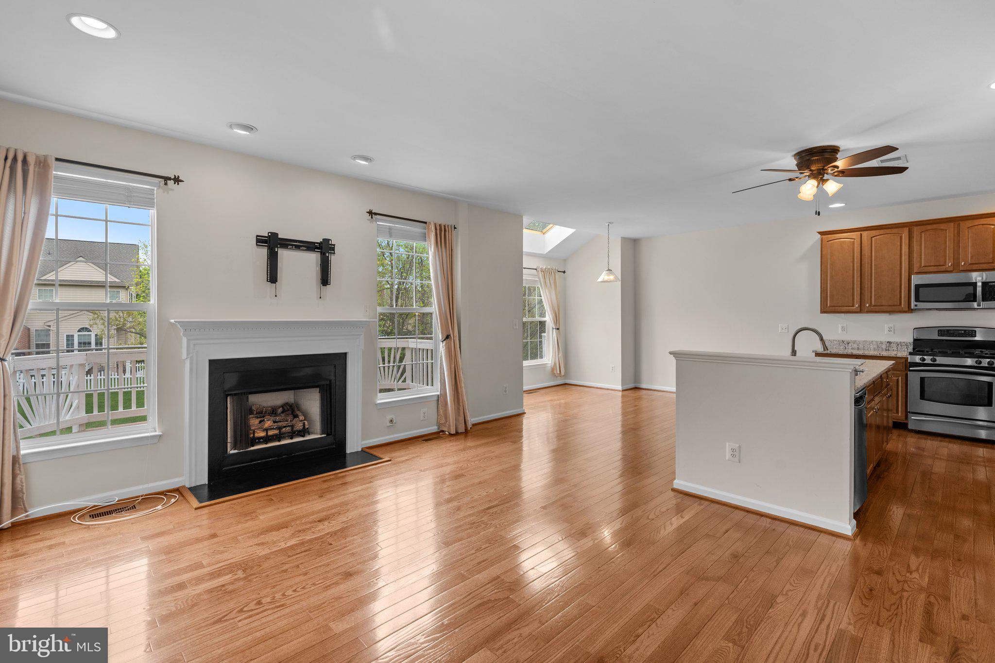 BELMONT COUNTRY CLUB - Residential