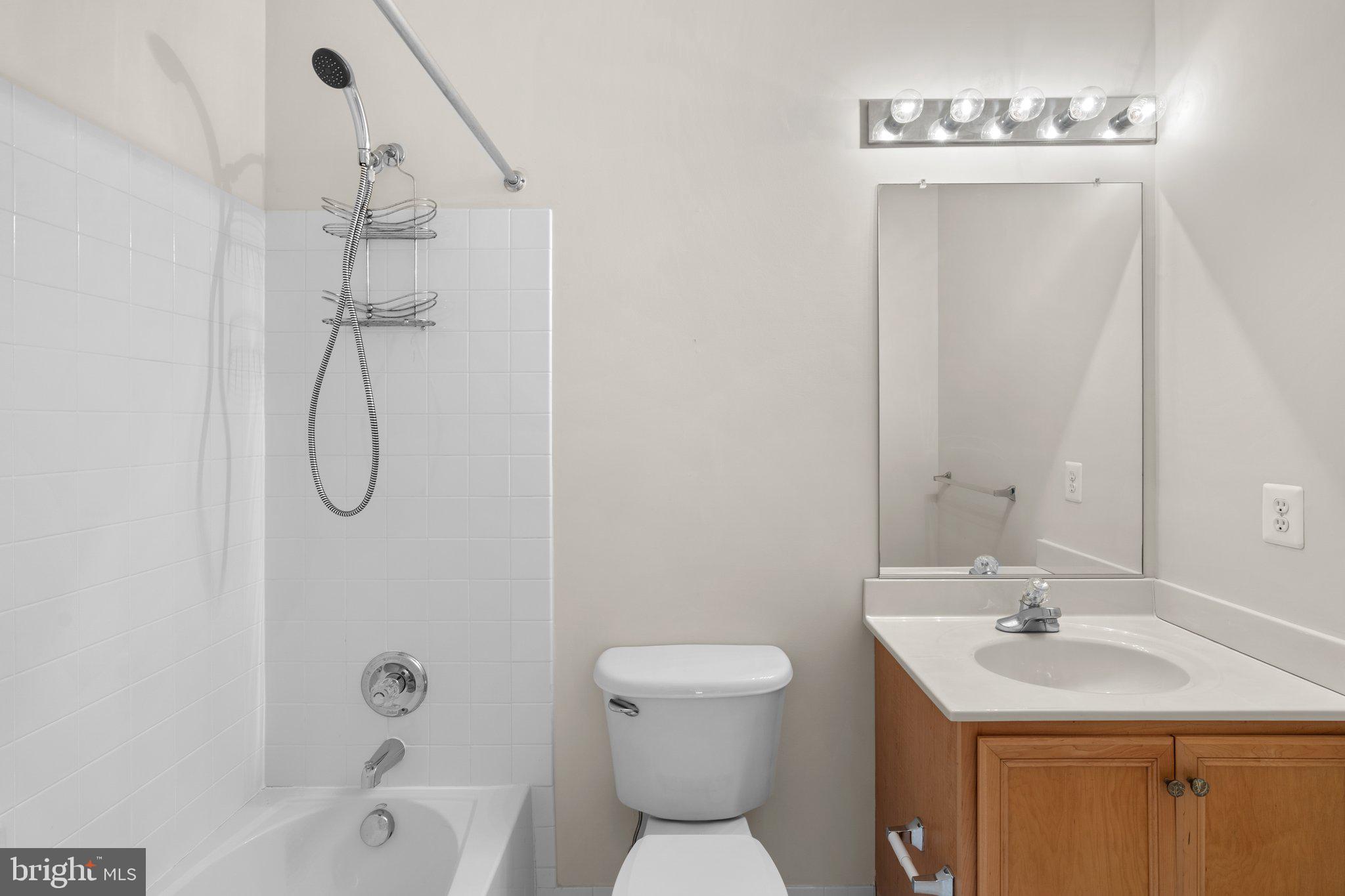 BELMONT COUNTRY CLUB - Residential