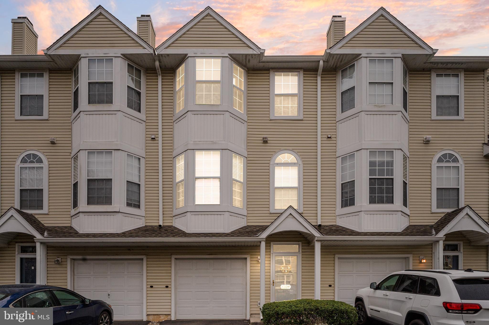 6304 RIVERFRONT DRIVE