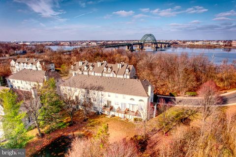 Condo For Sale - 6304 Riverfront Drive<br/> PALMYRA, NJ 08065