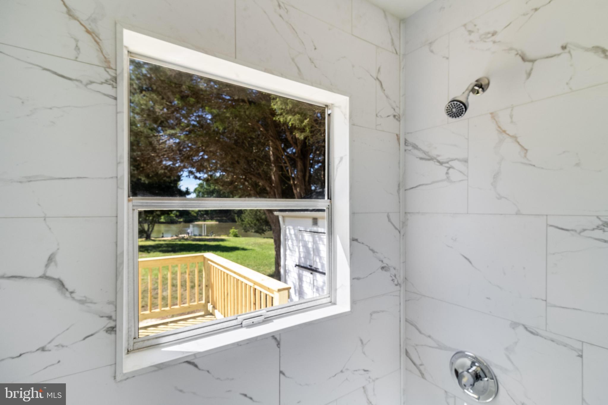 LONGVIEW - Residential