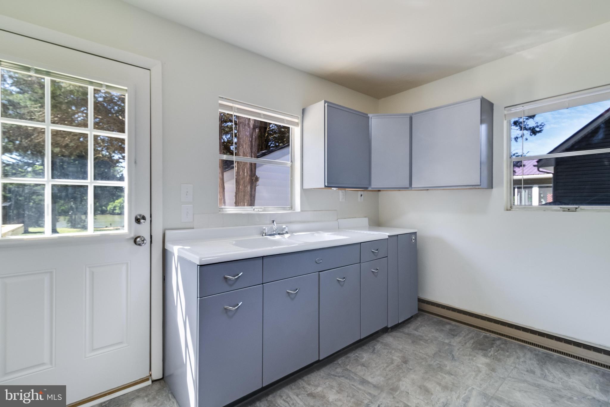 LONGVIEW - Residential