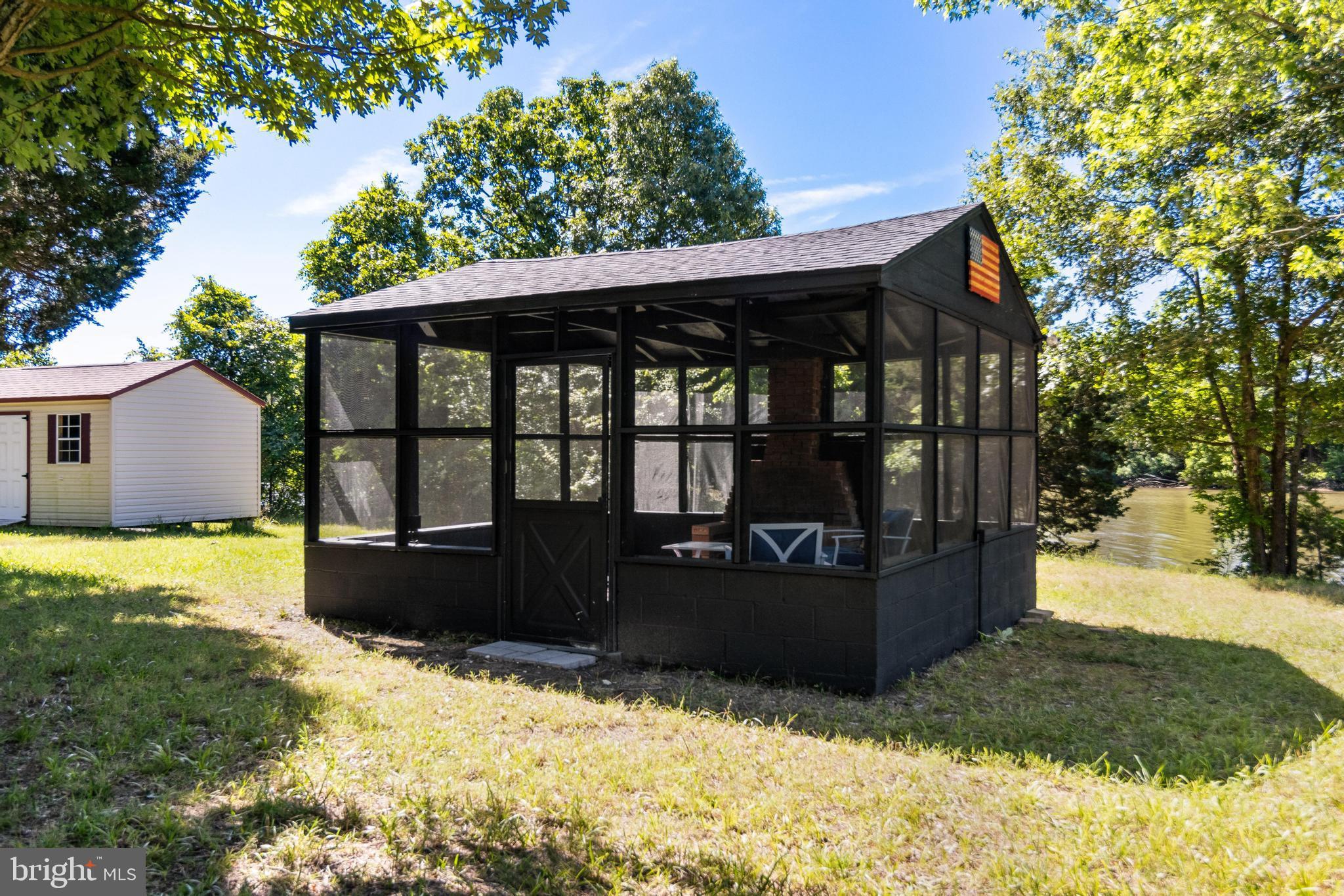 LONGVIEW - Residential