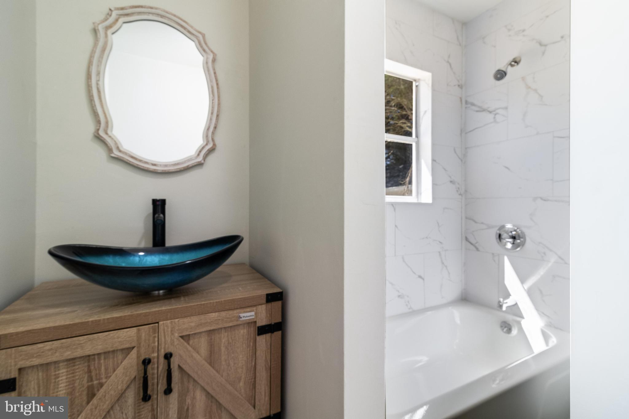 LONGVIEW - Residential