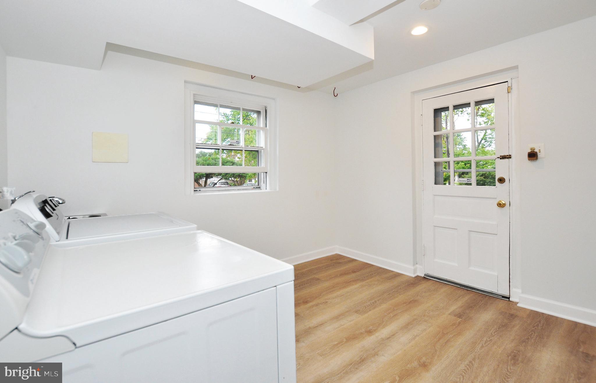 OAKWOOD KNOLLS - Residential