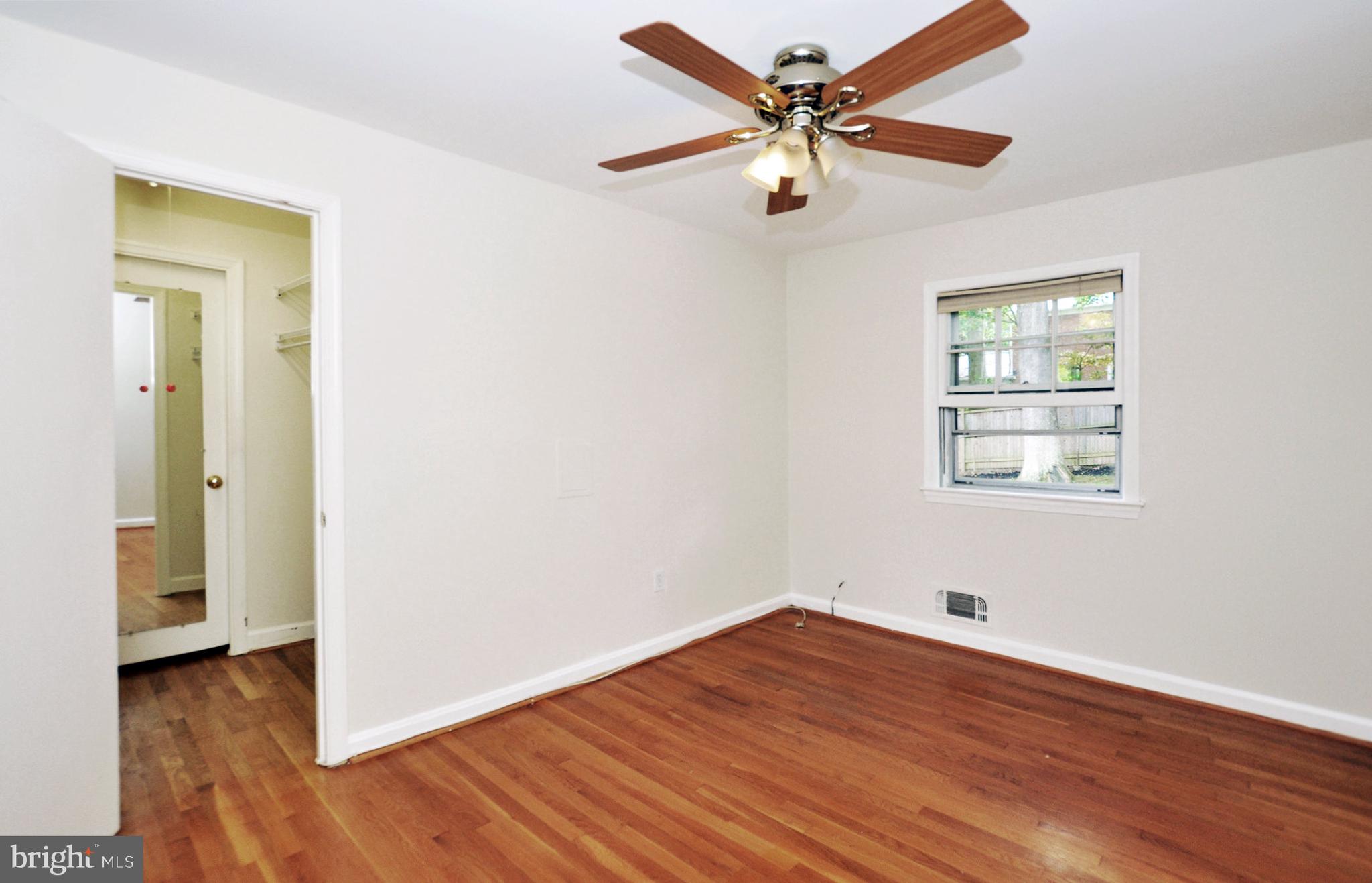 OAKWOOD KNOLLS - Residential