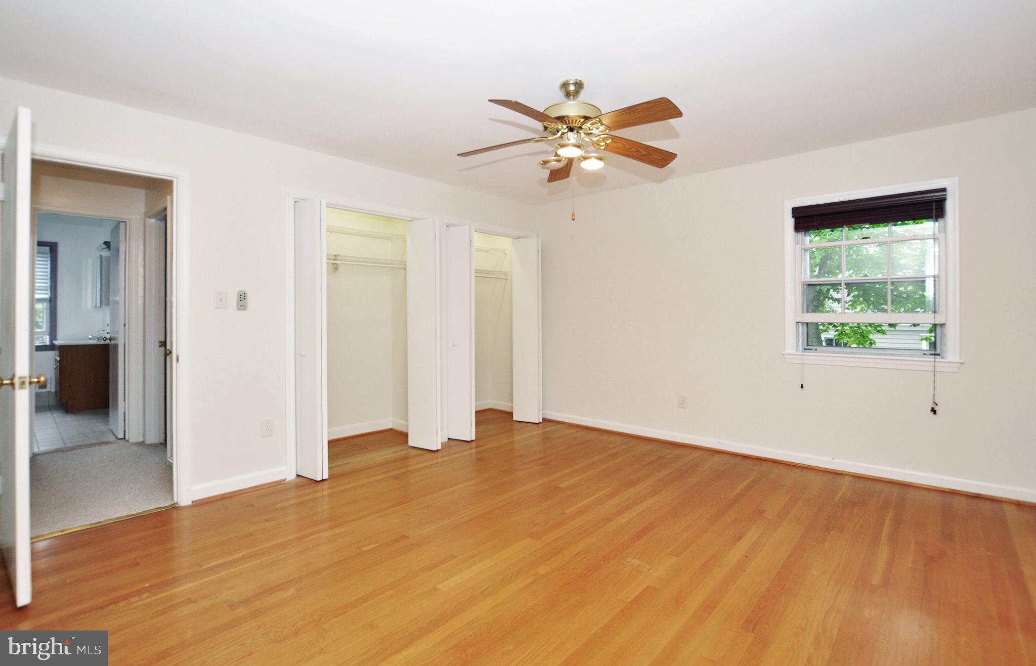 OAKWOOD KNOLLS - Residential