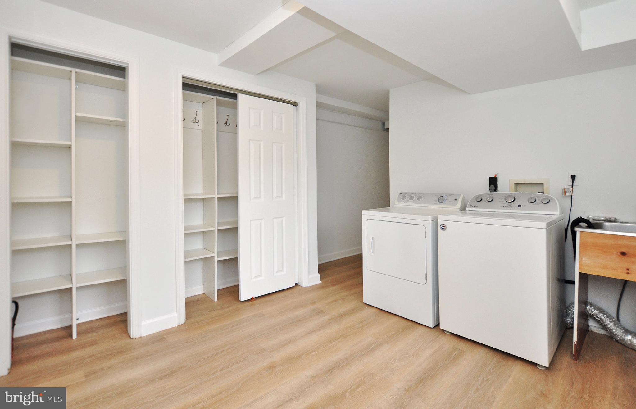 OAKWOOD KNOLLS - Residential