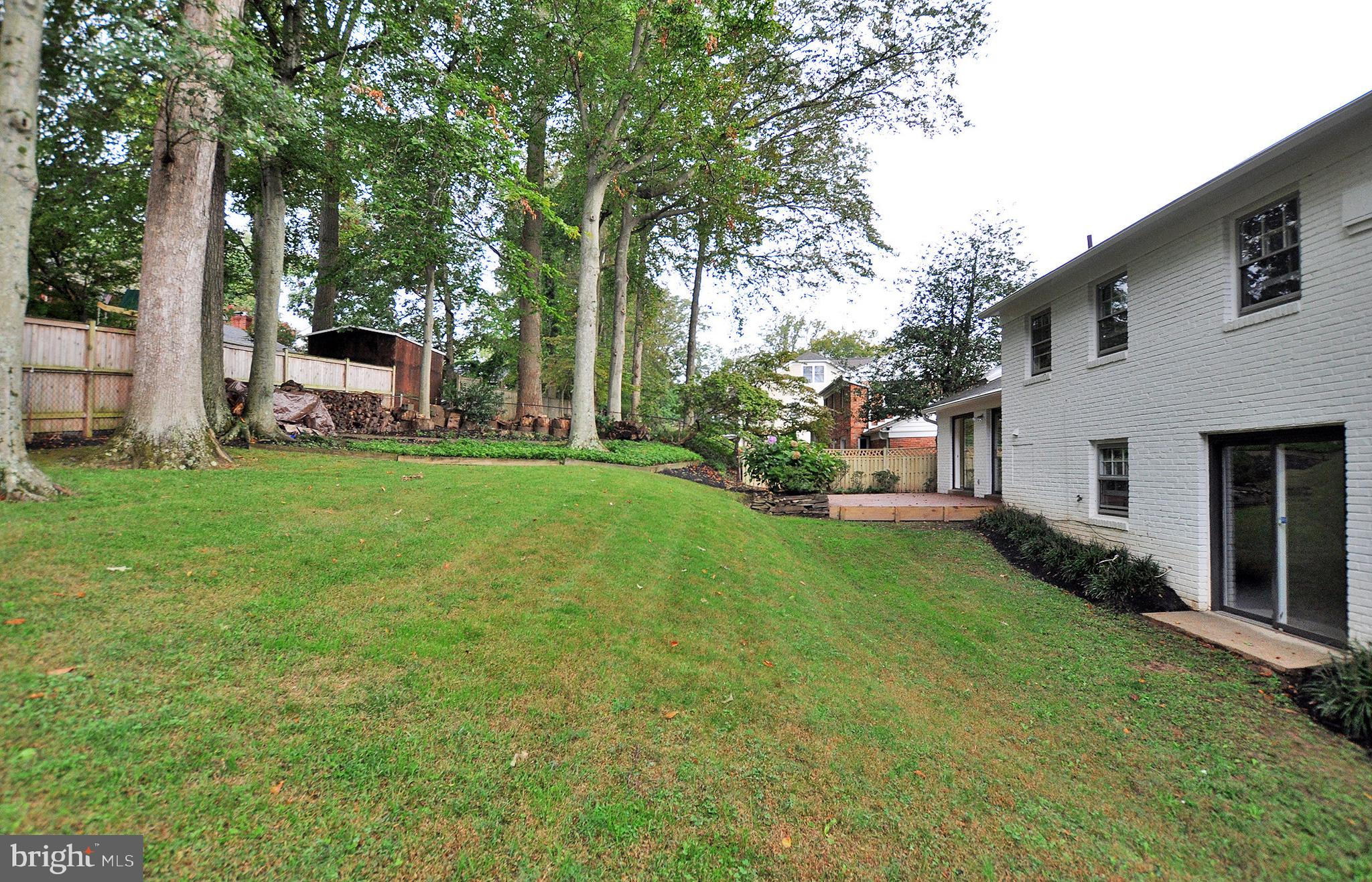 OAKWOOD KNOLLS - Residential