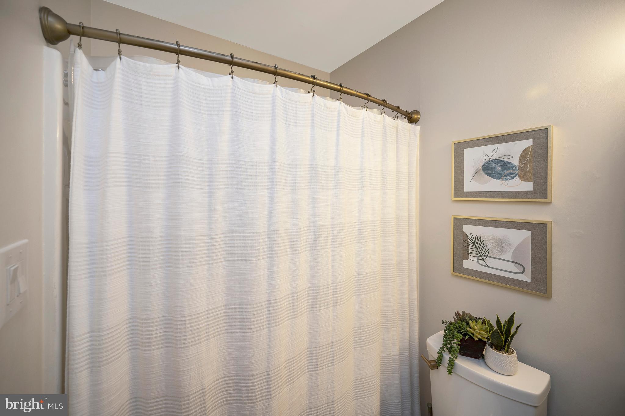 BREEZEWOOD FOREST EAST - Residential