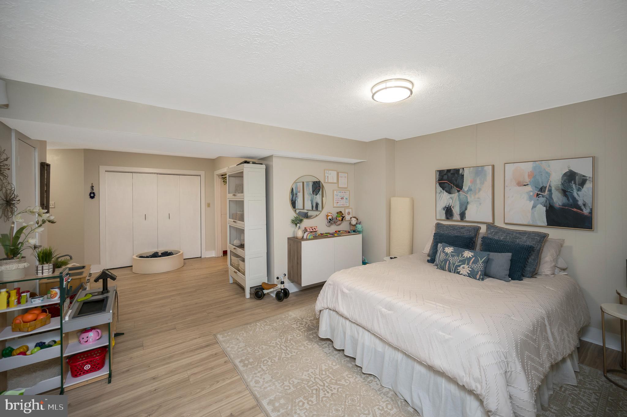 BREEZEWOOD FOREST EAST - Residential