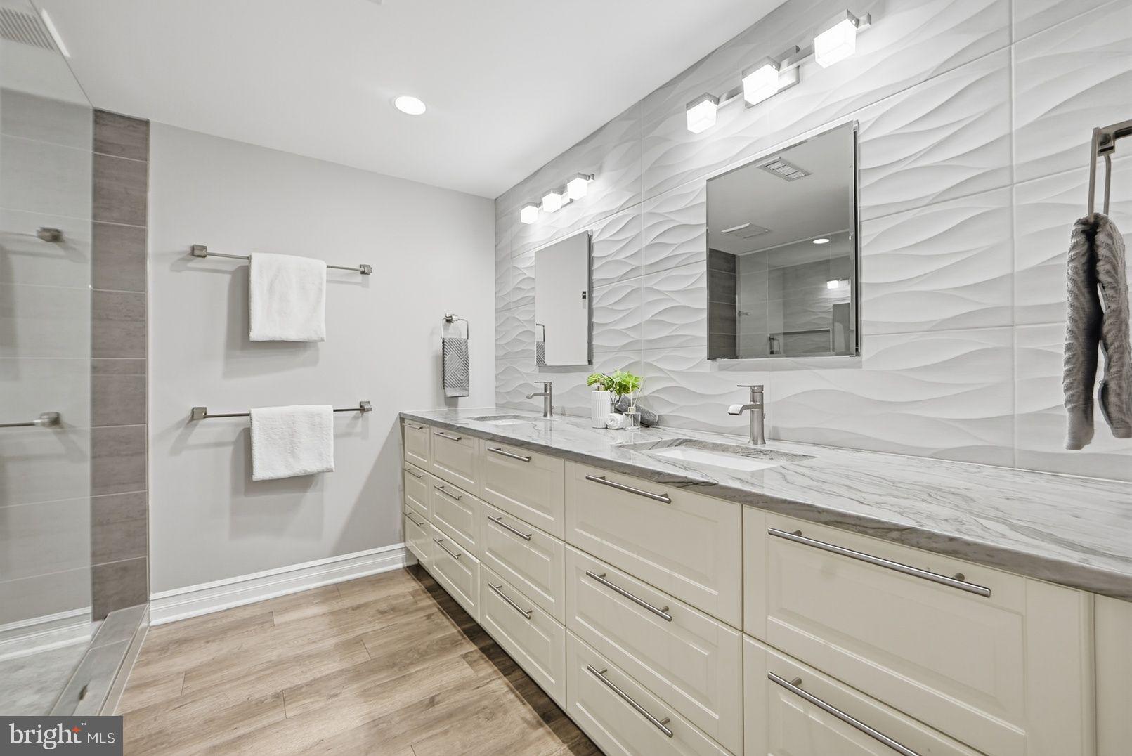 BURKE CENTRE - Residential