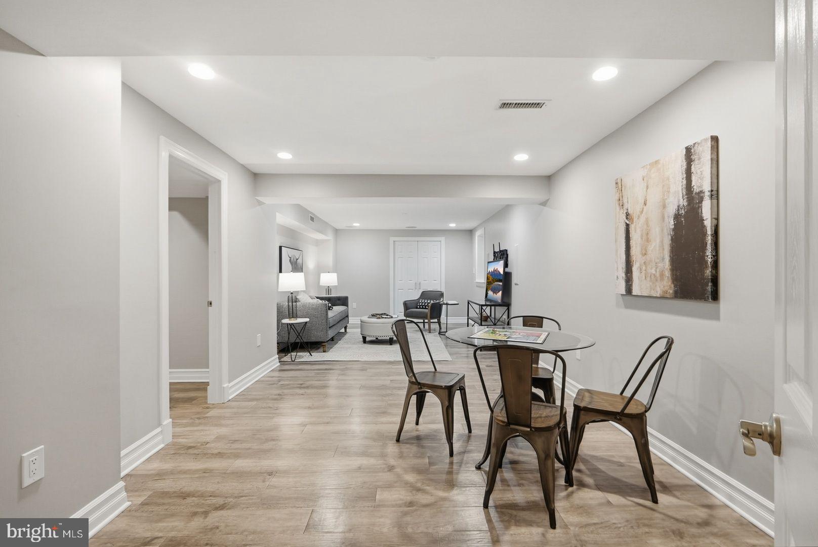 BURKE CENTRE - Residential