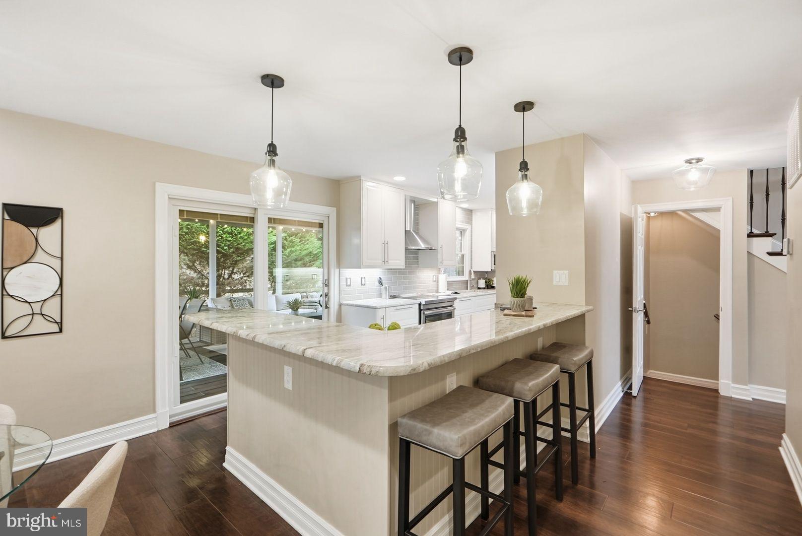 BURKE CENTRE - Residential